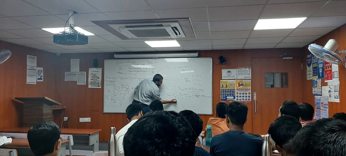 Narayana Coaching Centre, Indore clasroom
