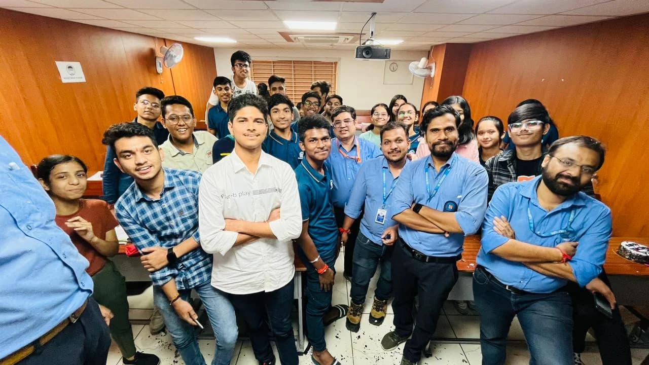 Narayana Coaching Centre, Indore 