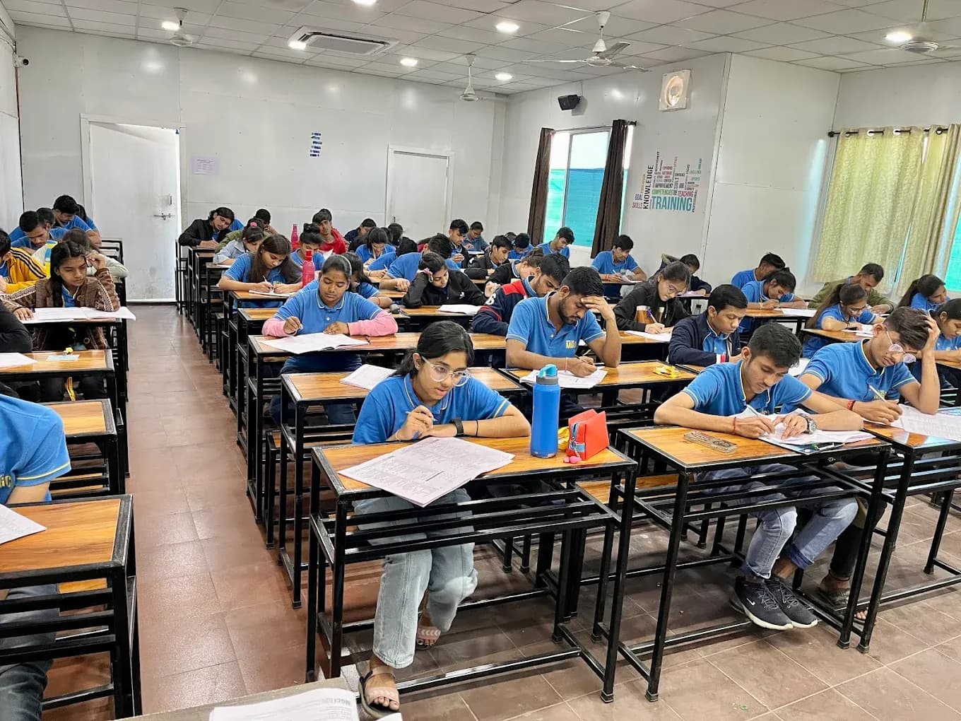  mgci coaching indore classroom